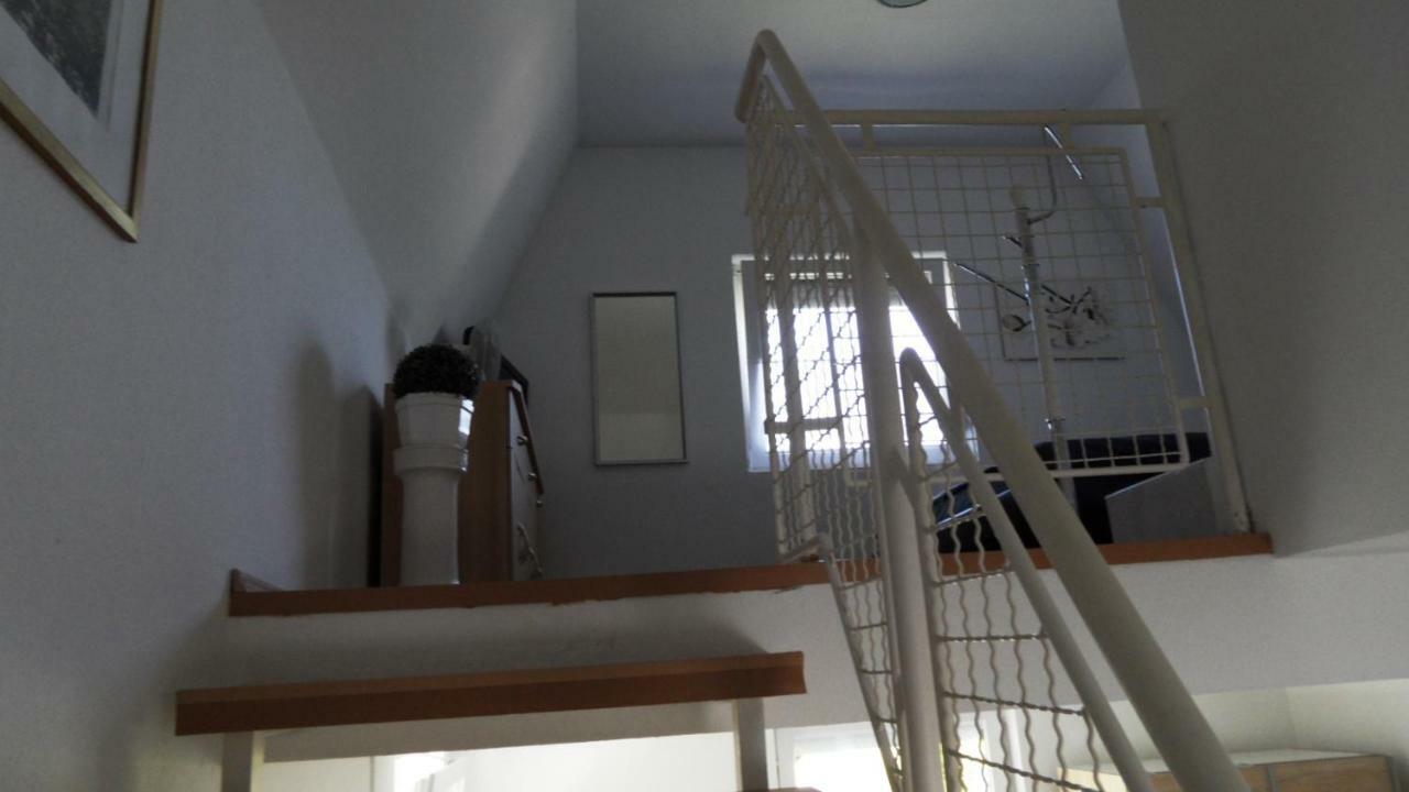 Ferienhaus Am Plattensee Balatonmariafurdo Luaran gambar